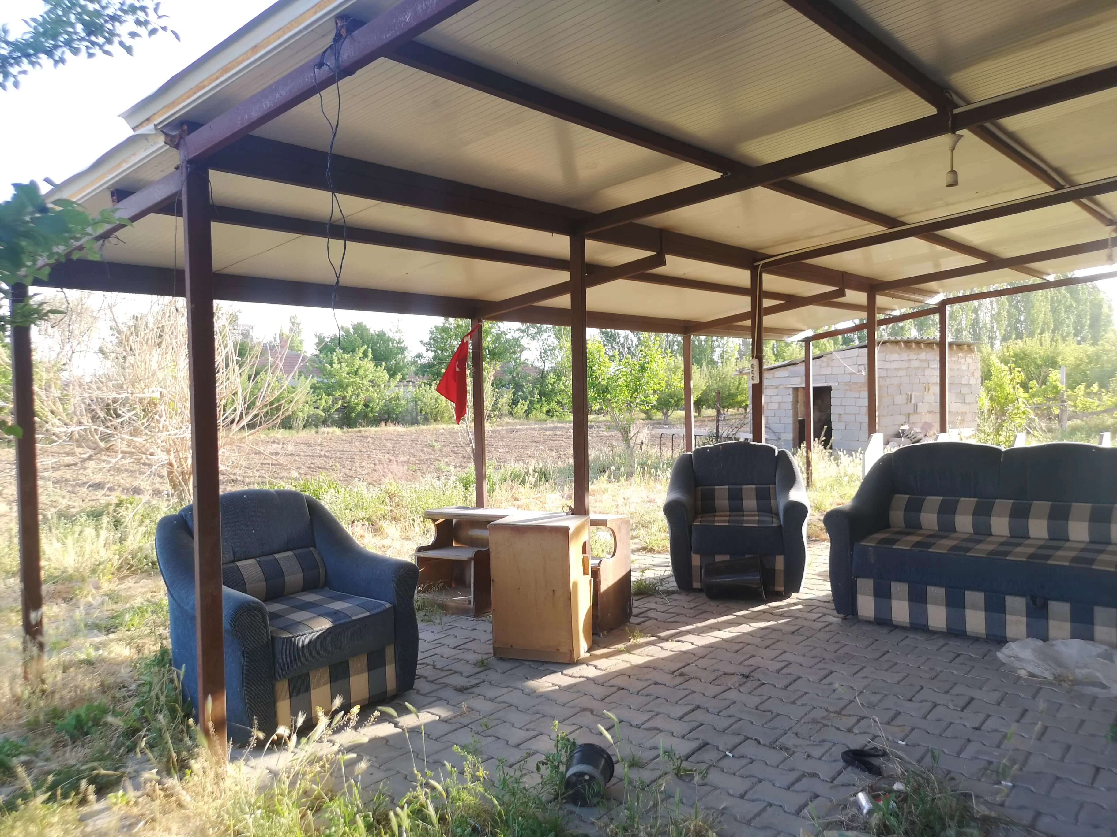 FATİH MAH.de SATILIK ARAZİ VE 2 KATLI BİNA