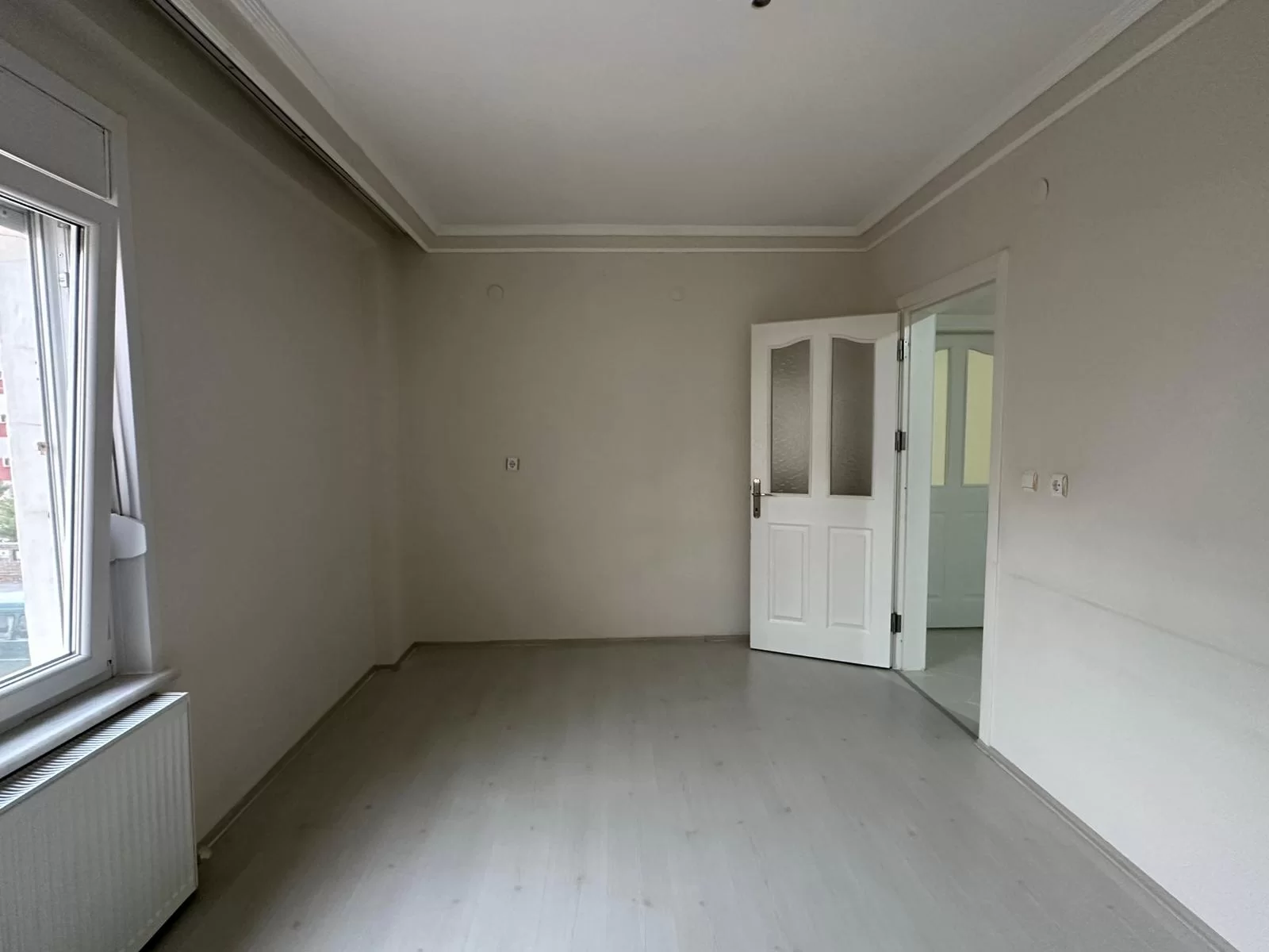 ÇELTEK MAH.de ARA KAT 3+1 SATILIK DAİRE