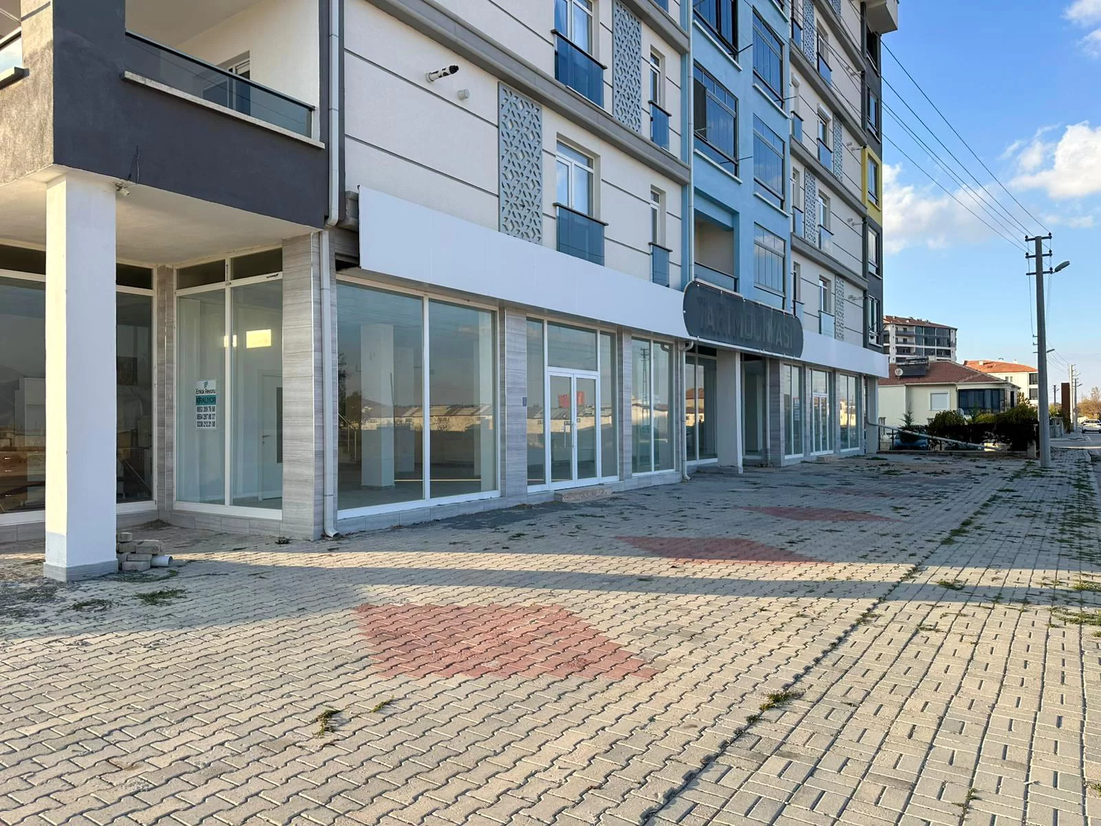 YENİŞEHİR MAH.de 705 m² KİRALIK DÜKKAN & MAĞAZA