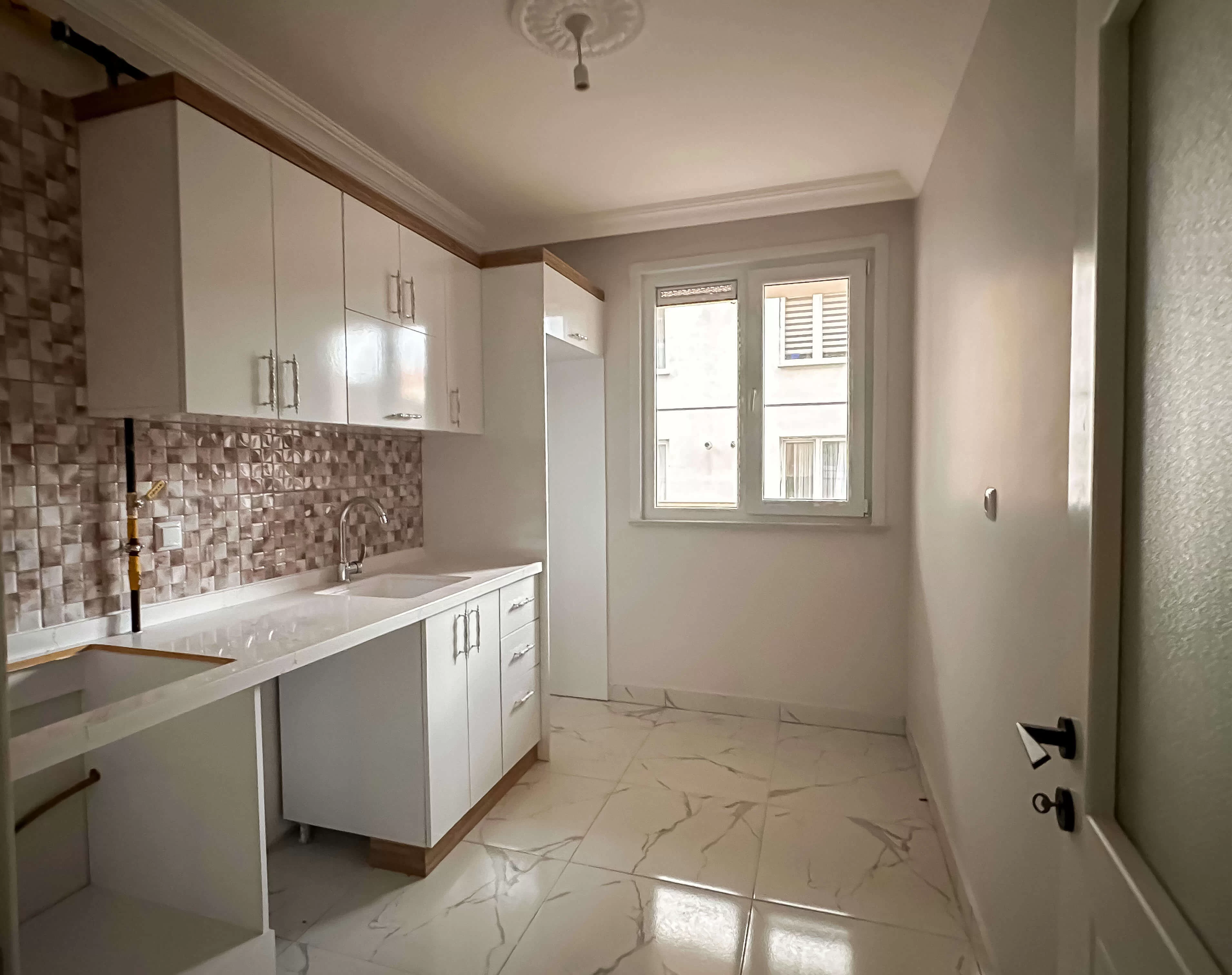 MAHMUDİYE MAHALLESİN de 2+0 SATILIK DAİRE