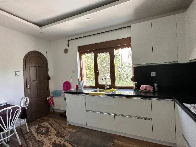 KONYA MERAM KARAHÜYÜK'TE SATILIK VİLLA