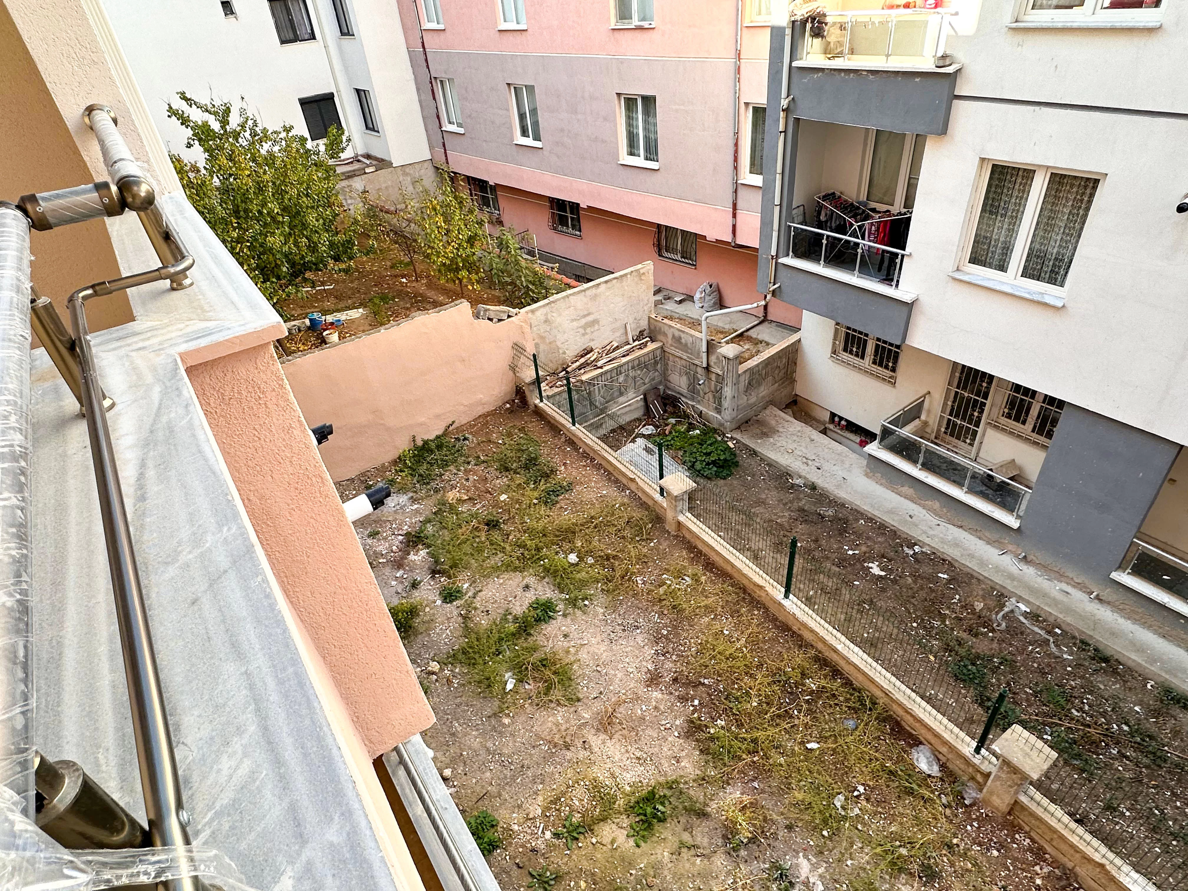 MAHMUDİYE MAHALLESİNDE 2+1 SATILIK DAİRE