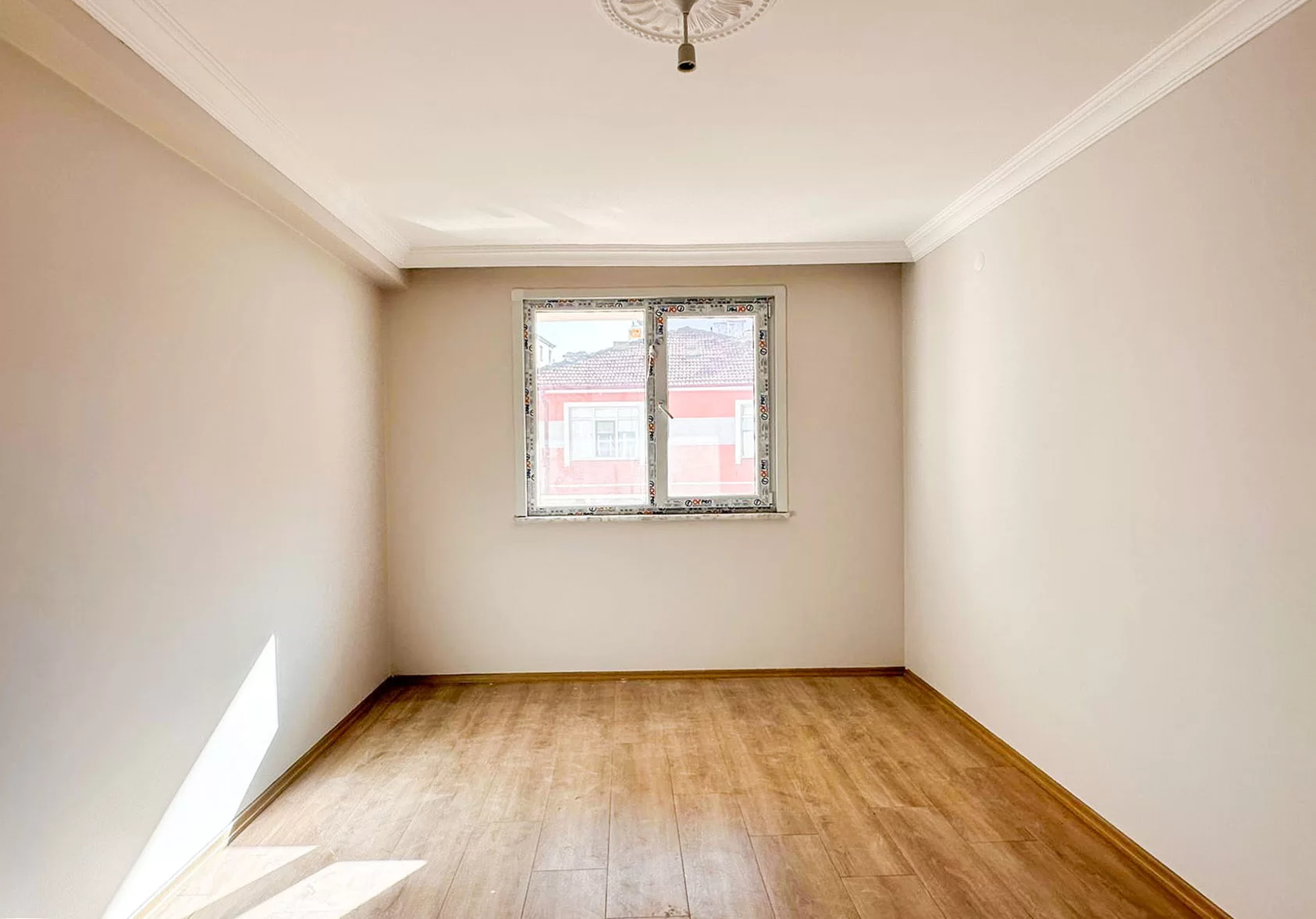 MAHMUDİYE MAHALLESİNDE 2+1 SATILIK DAİRE