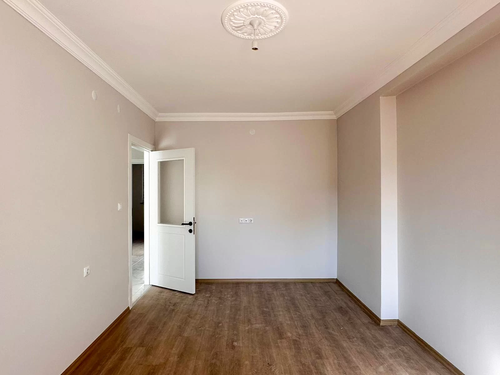 MAHMUDİYE MAHALLESİNDE 2+1 SATILIK DAİRE