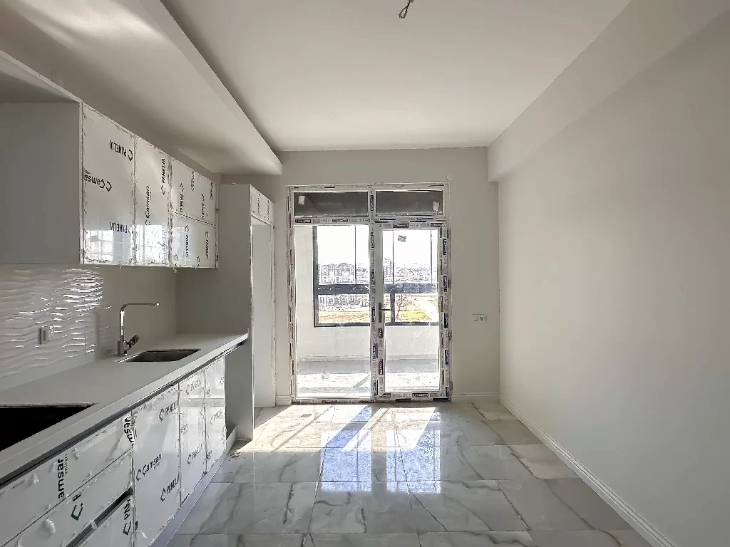 YENİŞEHİR MAH.de ÖZEL TERASLI 4+1 SATILIK DAİRE