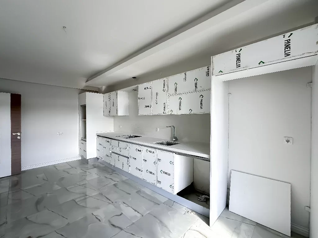 YENİŞEHİR MAH.de ÖZEL TERASLI 4+1 SATILIK DAİRE