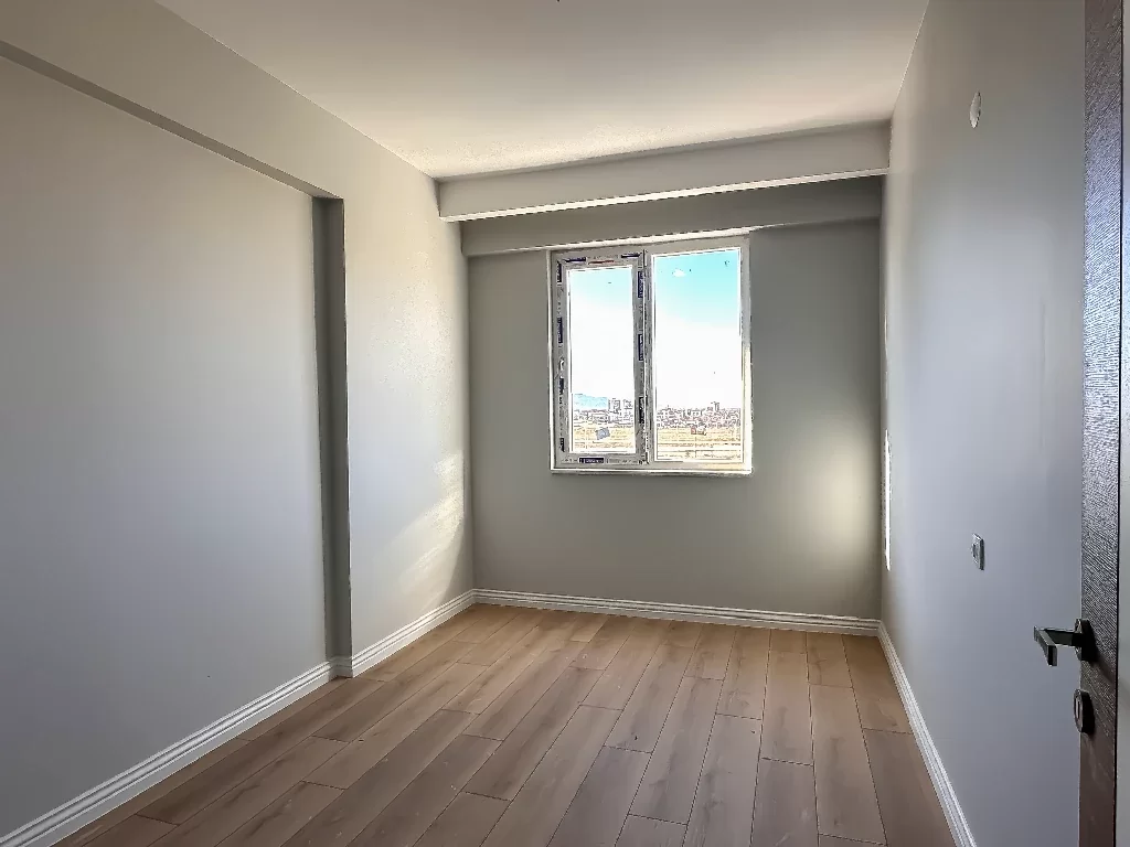 YENİŞEHİR MAH.de ÖZEL TERASLI 4+1 SATILIK DAİRE