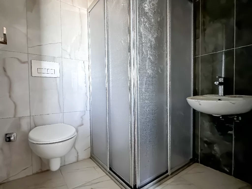 YENİŞEHİR MAH.de ÖZEL TERASLI 4+1 SATILIK DAİRE