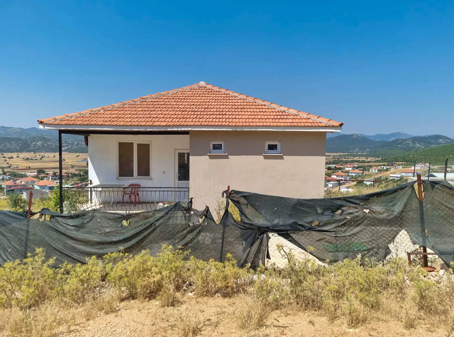 DÖŞEMEALTI DAĞBELİNDE SATILIK MÜSTAKİL EV