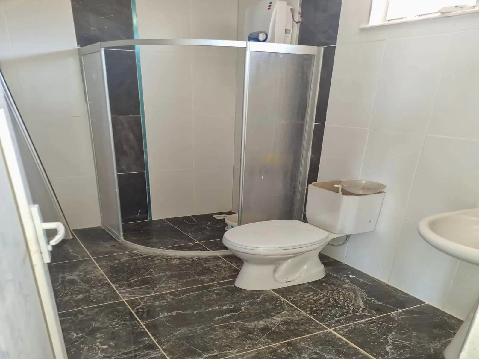 DÖŞEMEALTI DAĞBELİNDE SATILIK MÜSTAKİL EV