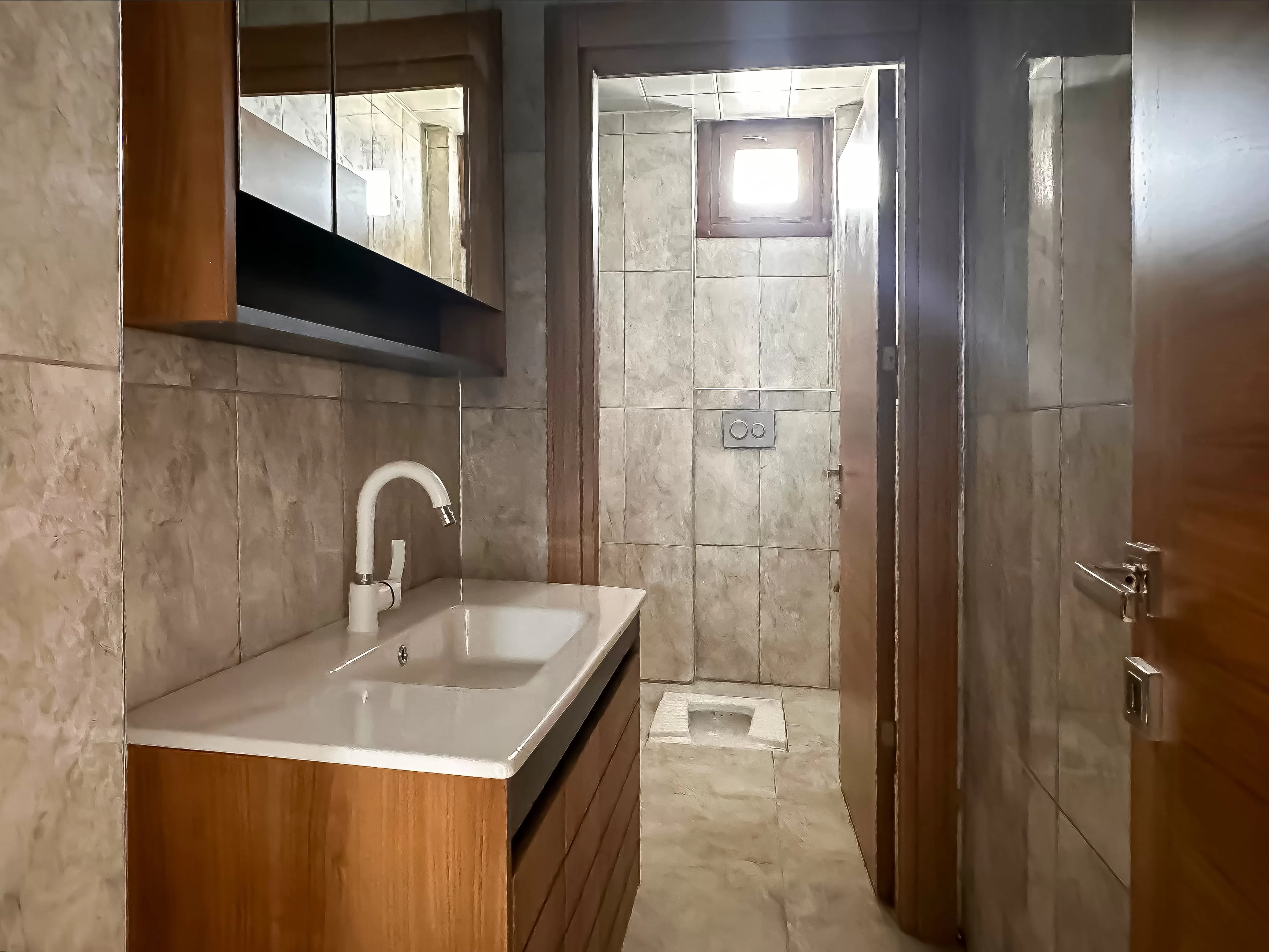 SÜMER MAH de MÜSTAKİL GARAJLI 3+1 SATILIK DAİRE