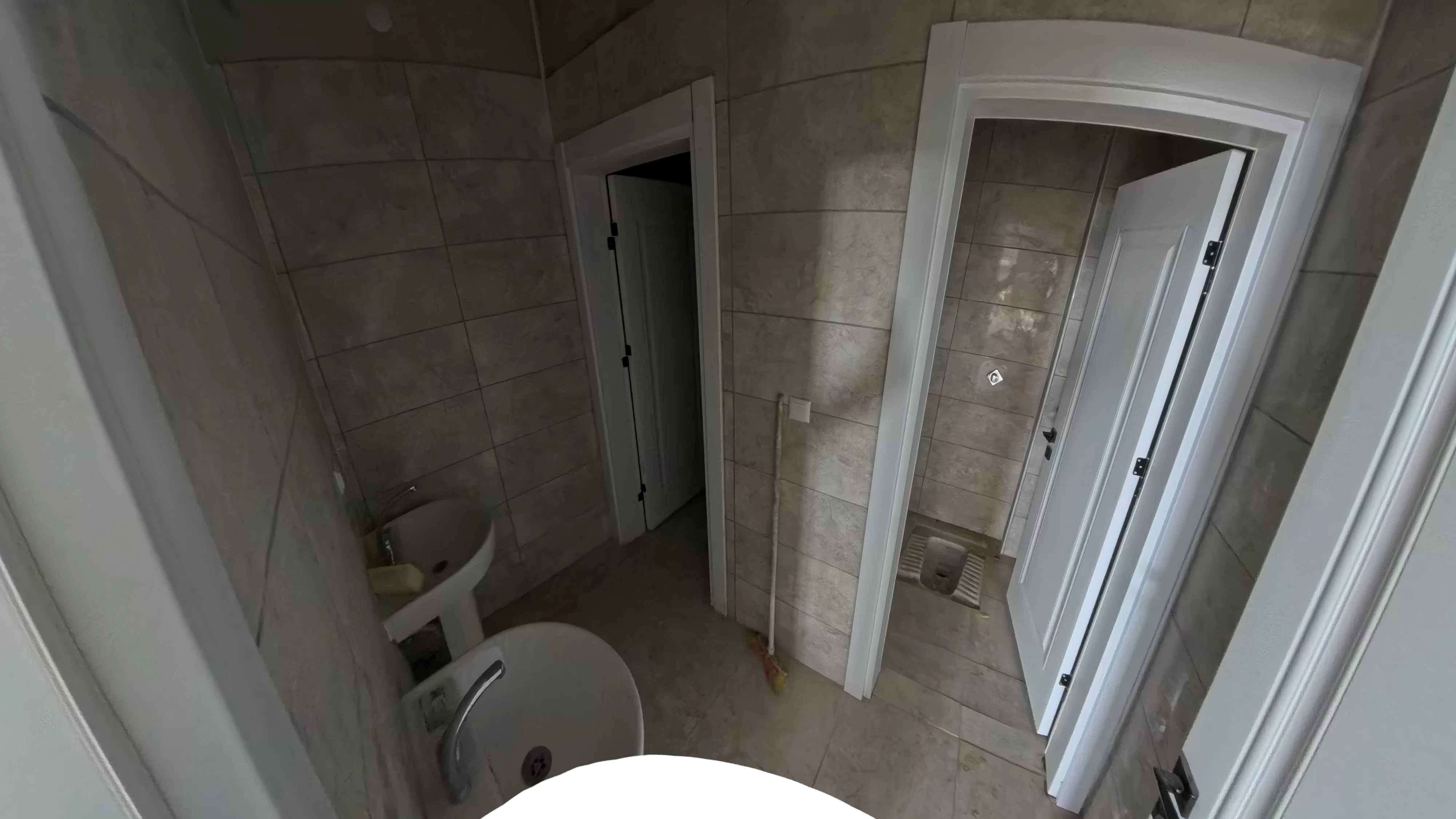 ORGANİZE SANAYİ BÖLGESİ’NDE 3.000 M² KAPALI ALANLI KİRALIK FABRİKA