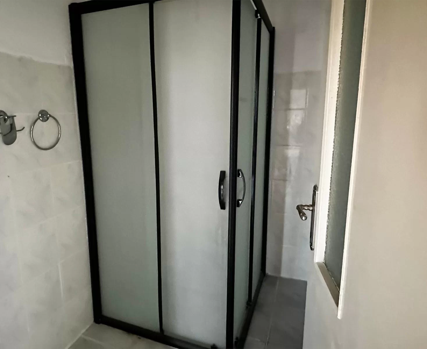 ALİŞAHANE MAH.de ARA KAT SATILIK DAİRE