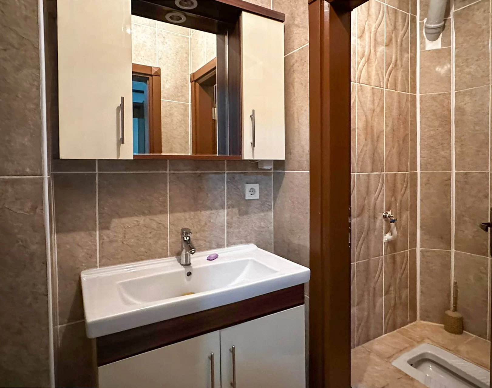 LEBLEBİCİLER KAVŞAĞINDA 3+1 ARA KAT SATILIK DAİRE