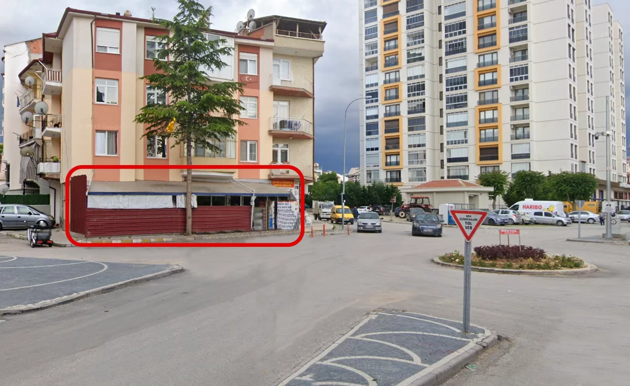 BEŞ YOLDA SATILIK DÜKKAN MAĞAZA